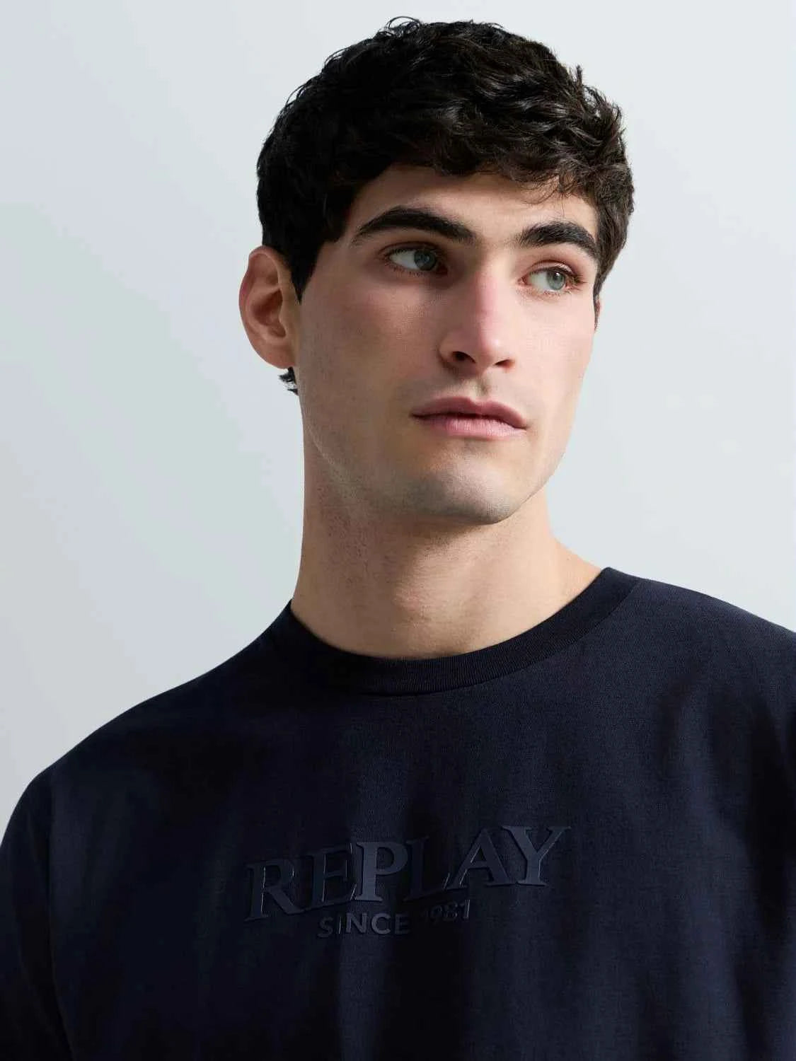 REPLAY | T-Shirt in jersey con logo in rilievo
