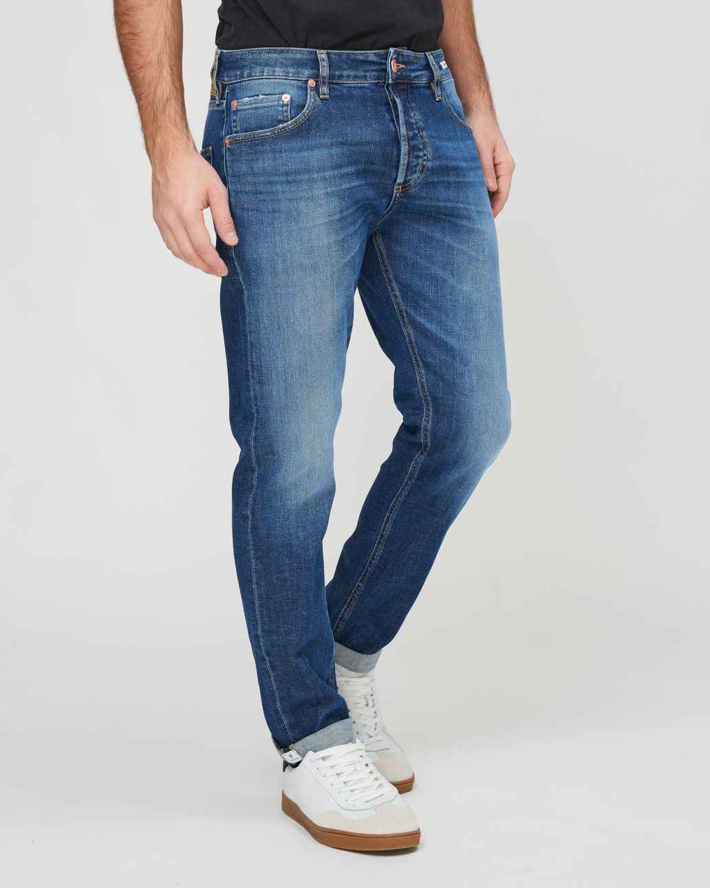 UNIFORM | Barney Regular B2